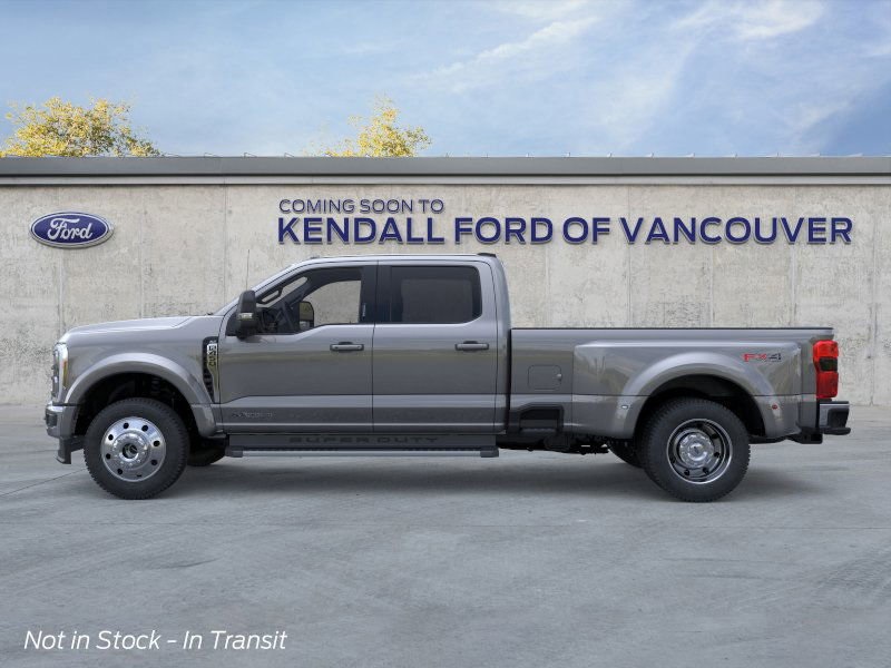 2026 Ford F-450 photo 3