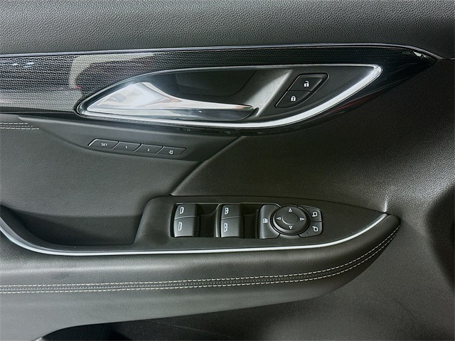2023 Buick Envision Essence photo 14