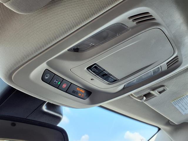 2023 Buick Envision Essence photo 17