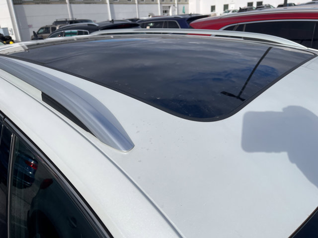 2024 Volkswagen Tiguan SEL R-Line Sport photo 3