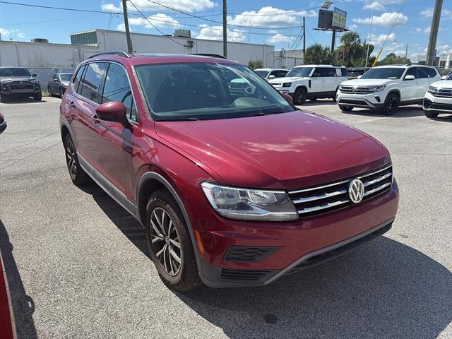 2021 Volkswagen Tiguan R-Line Black SEL photo 2