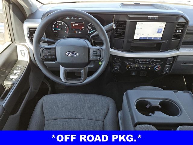 2025 Ford F-250 XL photo 4