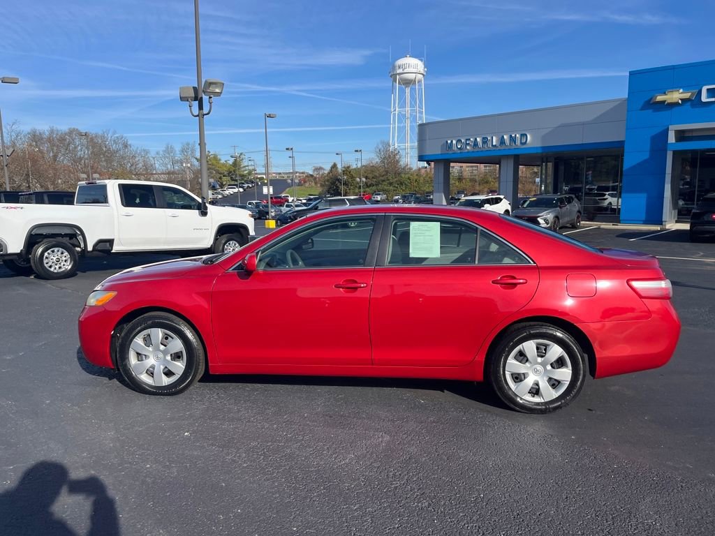 2009 Toyota Camry photo 2