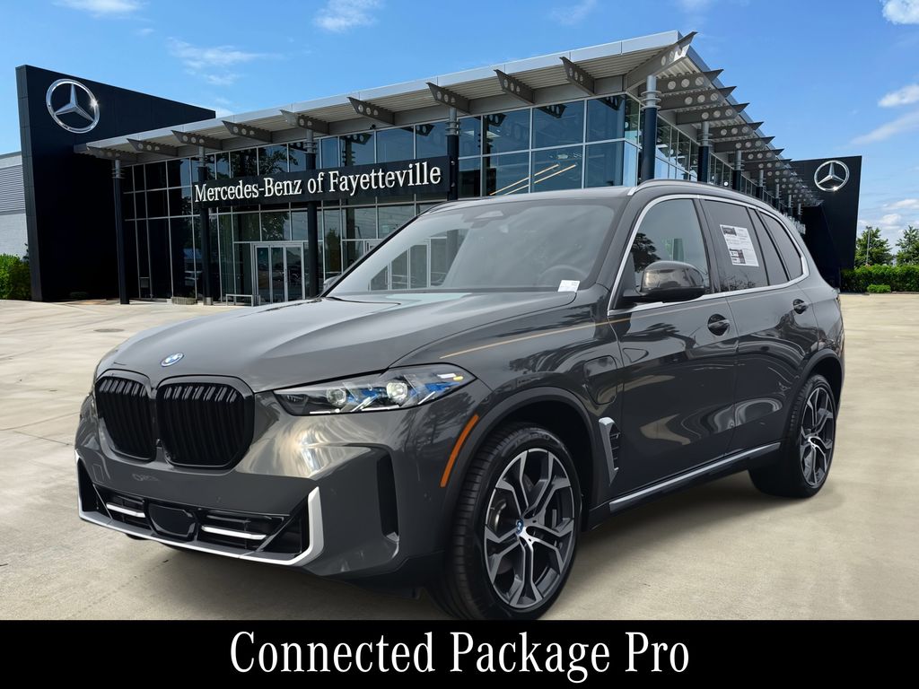 2024 BMW X5 50e's photo