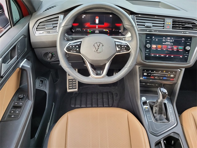 2024 Volkswagen Tiguan SE R-Line Black photo 10