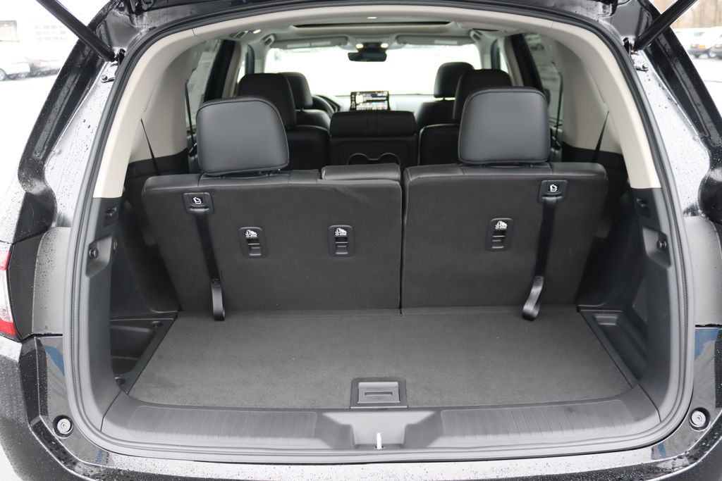 2025 Honda Pilot Touring photo 13