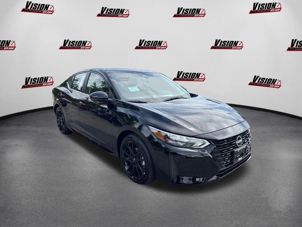 2025 Nissan Sentra SR photo 3