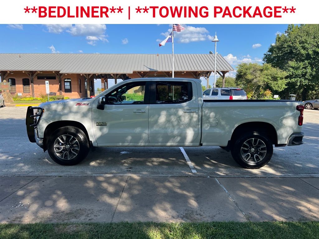 2020 Chevrolet Silverado 1500 LT photo 4