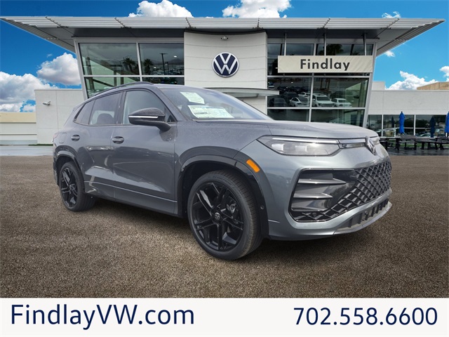 2026 Volkswagen Tiguan SE R-LINE BLACK's photo