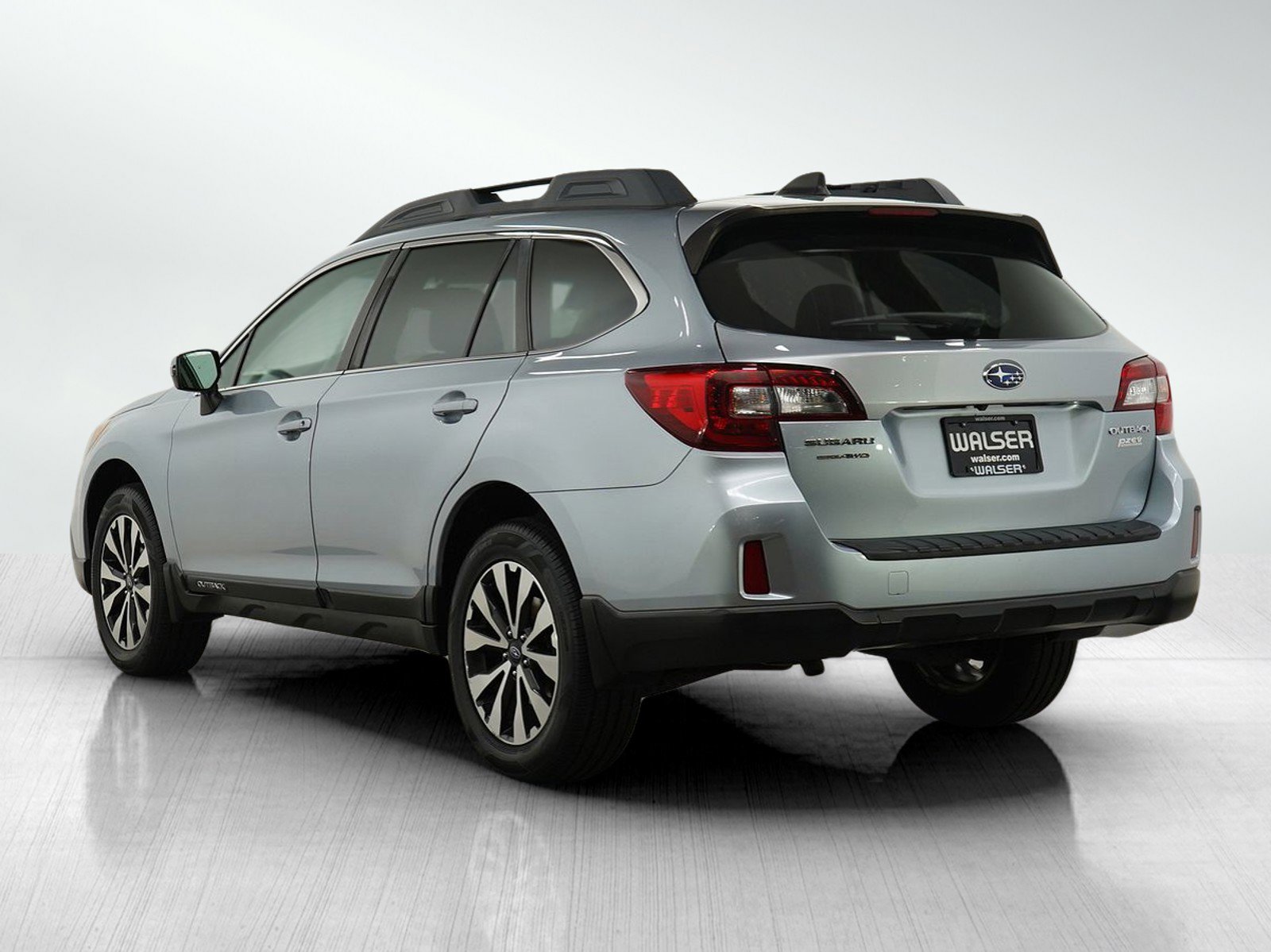 2017 Subaru Outback 2.5i Limited photo 3
