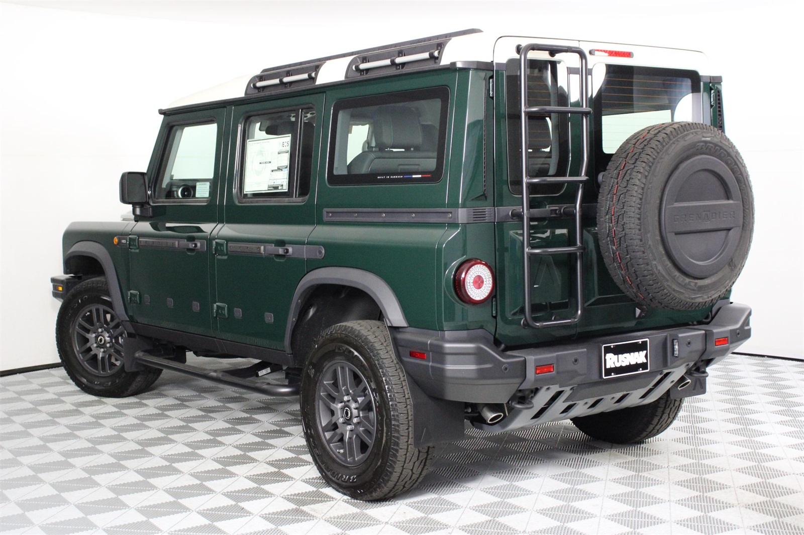 2025 Ineos Grenadier photo 3