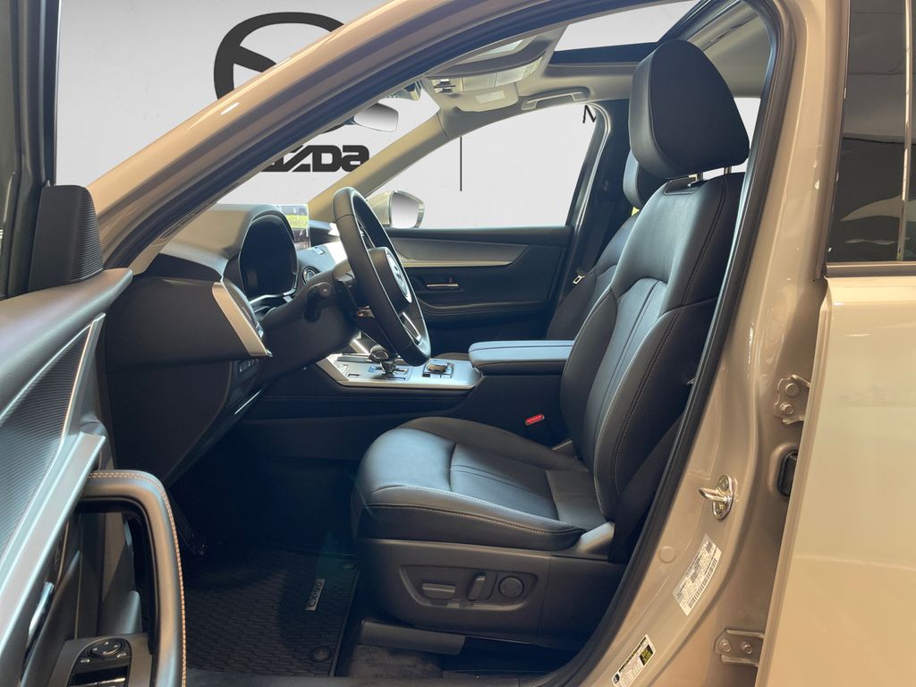 2025 Mazda CX-90 Preferred photo 6