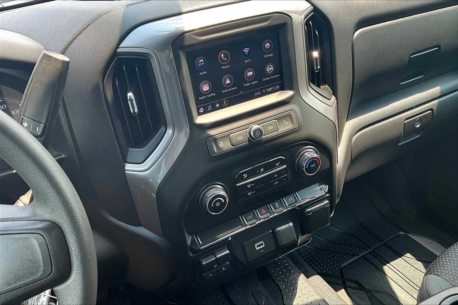2020 Chevrolet Silverado 2500HD Custom photo 6