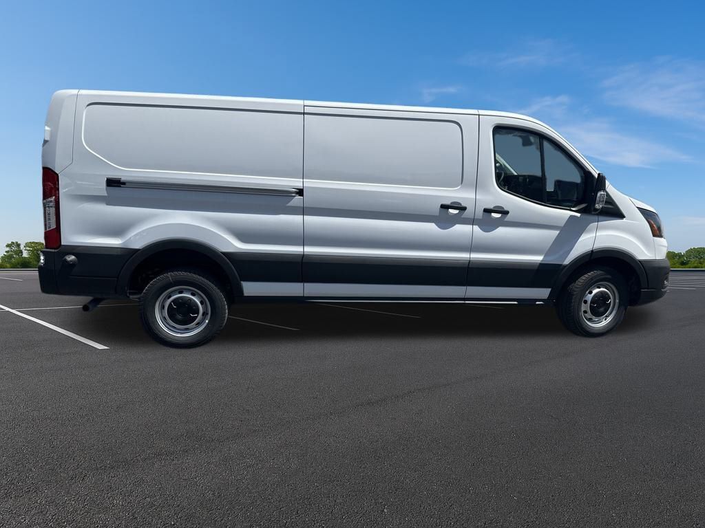 2025 Ford Transit photo 3