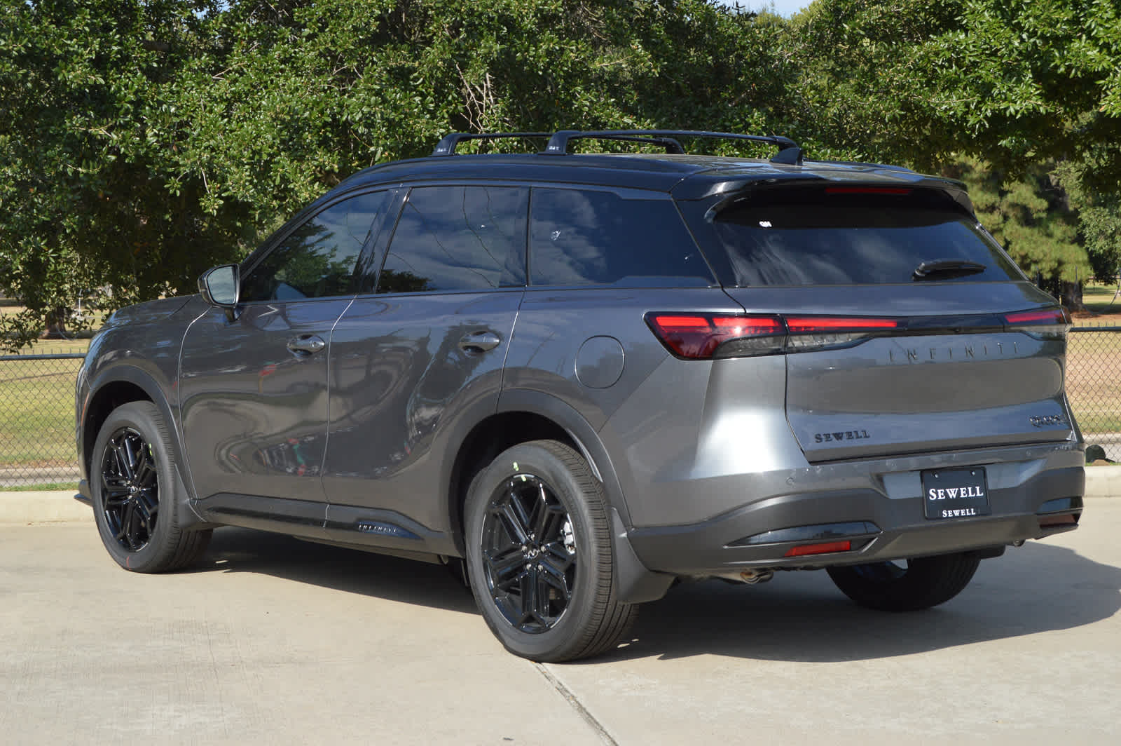 2026 Infiniti QX60 AWD photo 4