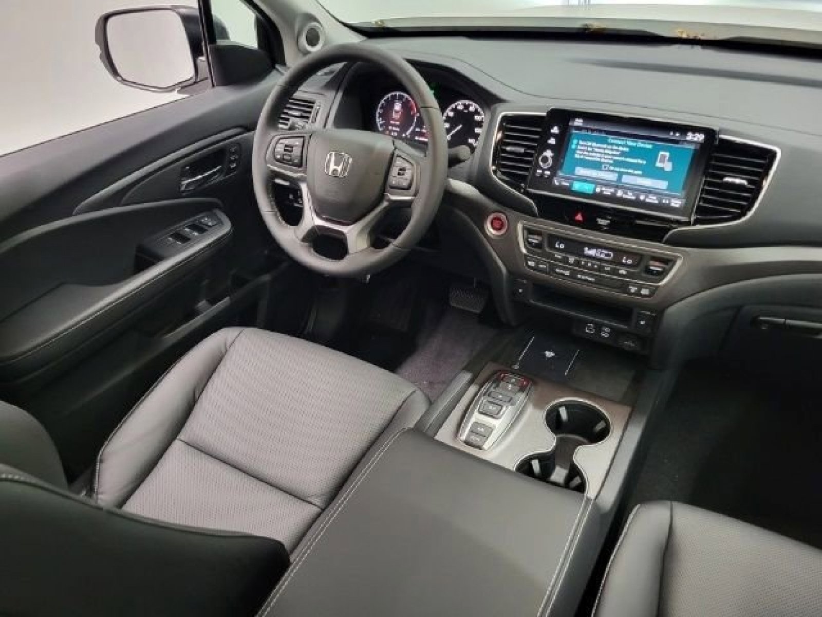 2025 Honda Ridgeline RTL photo 10