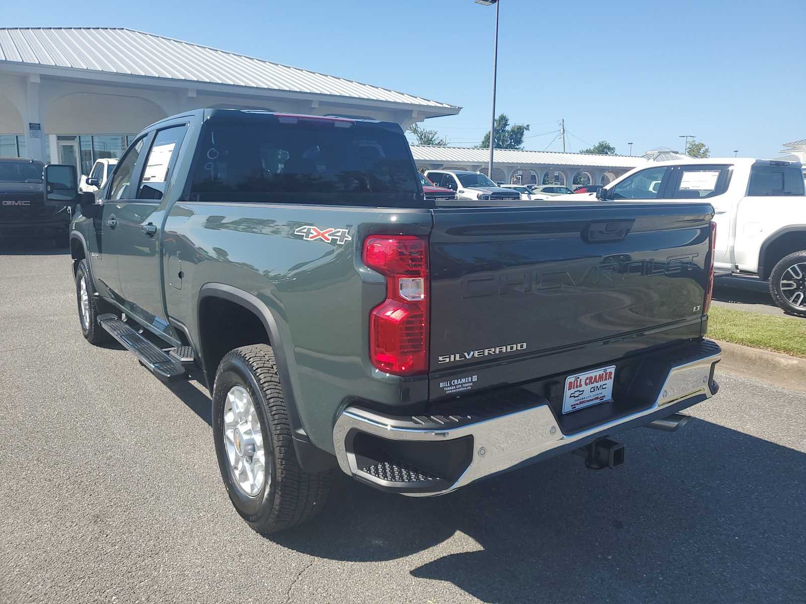 2026 Chevrolet Silverado 3500HD LT photo 3