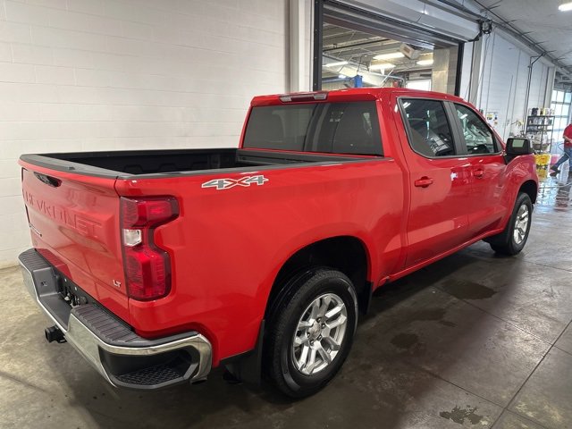 2023 Chevrolet Silverado 1500 LT photo 4