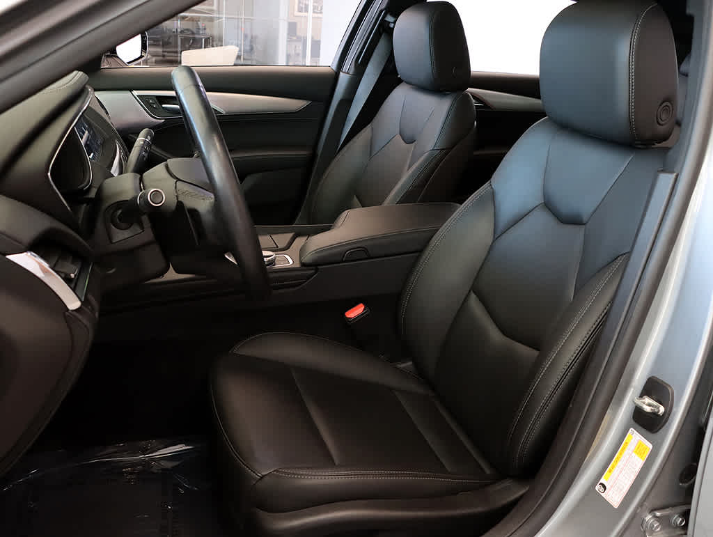 2023 Cadillac CT5 Luxury photo 9