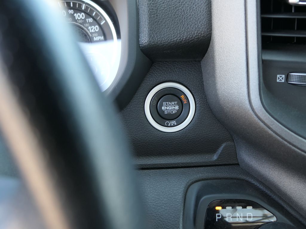2024 Ram 3500 Tradesman SLT photo 16