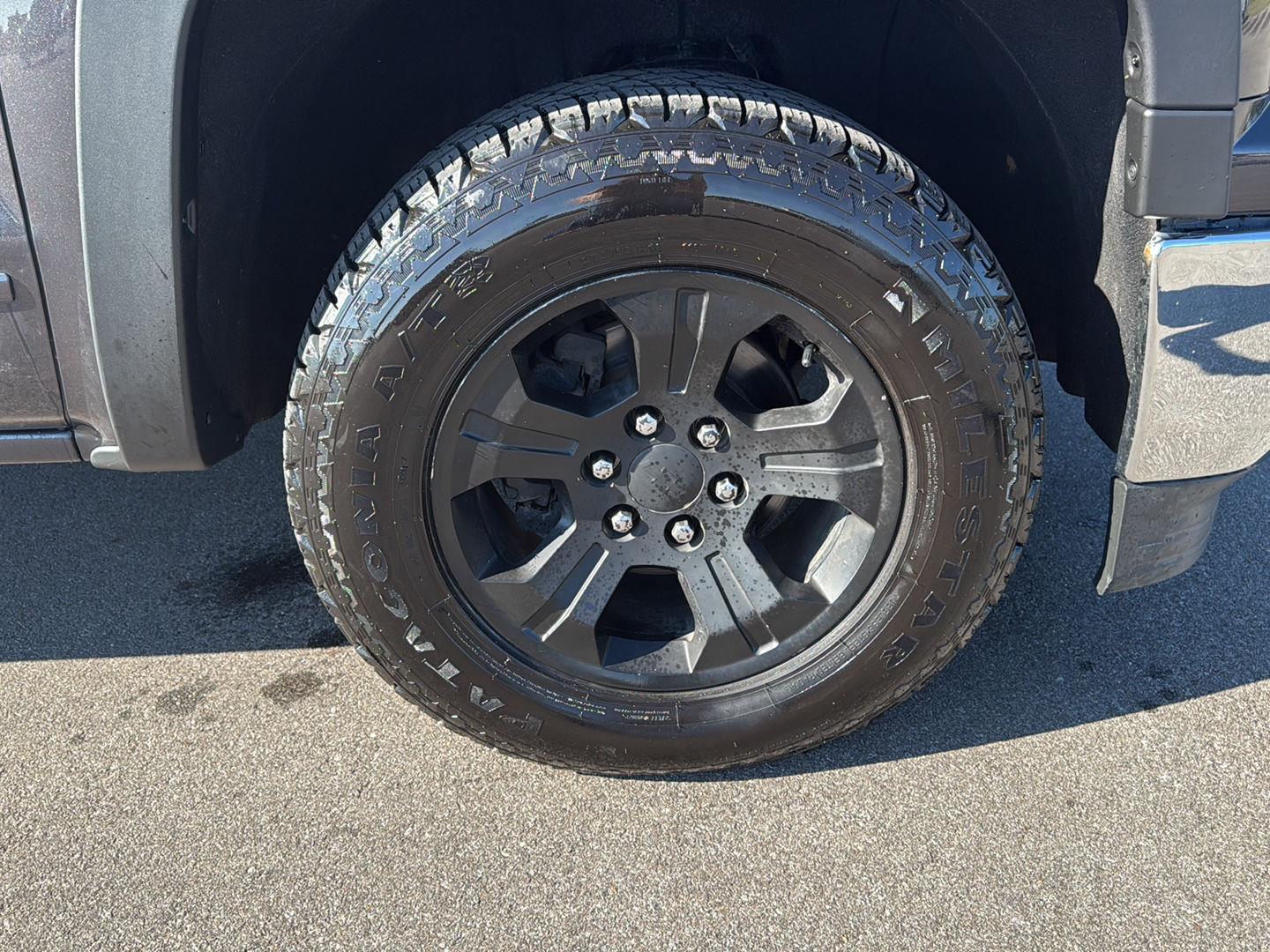 2015 Chevrolet Silverado 1500 LT photo 10