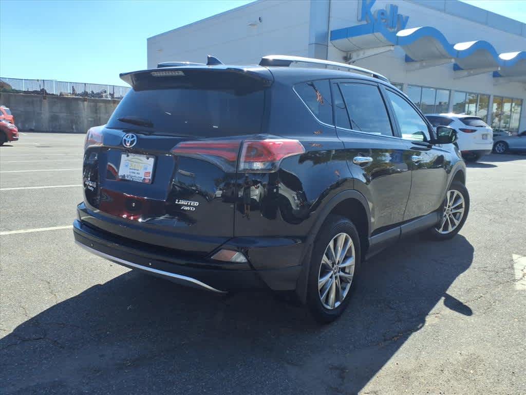 2017 Toyota RAV4 Limited SE Platinum photo 5