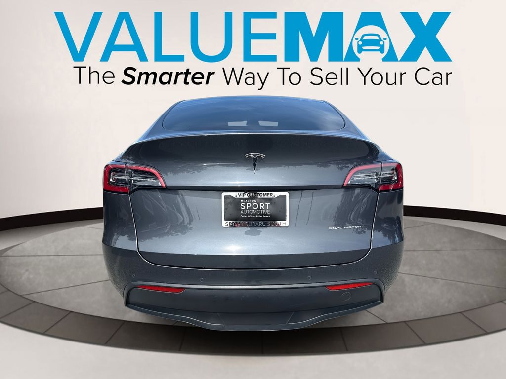 2022 Tesla Model Y Long Range photo 4