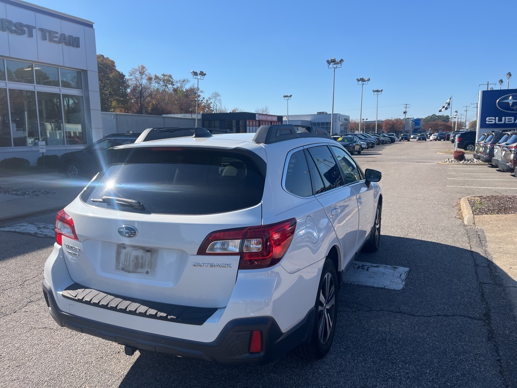 2019 Subaru Outback 2.5i Limited photo 4