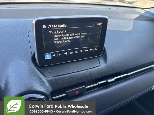 2017 Toyota Yaris iA Base photo 14