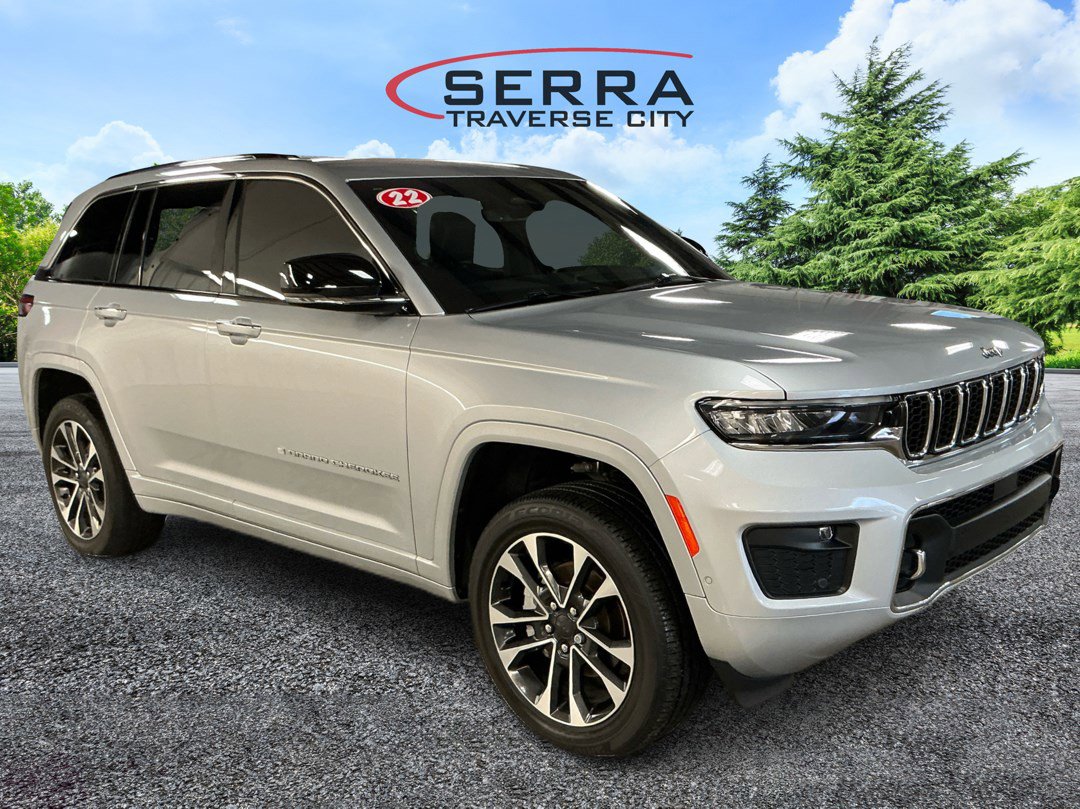2022 Jeep Grand Cherokee Overland photo 3