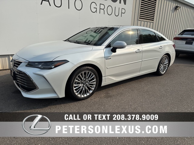 2019 Toyota Avalon Hybrid Limited photo 8