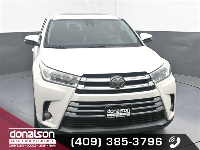 2017 Toyota Highlander Limited photo 2