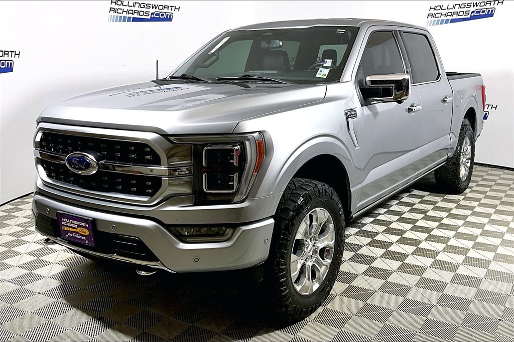 2023 Ford F-150 Platinum's photo