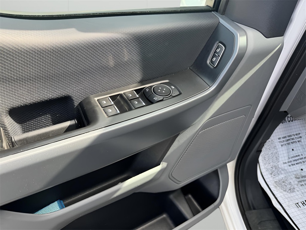 2023 Ford F-150 XLT photo 11