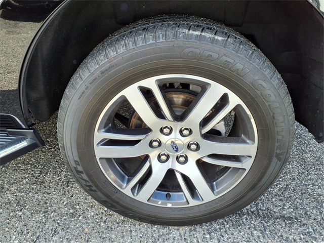 2022 Ford Expedition Limited photo 18