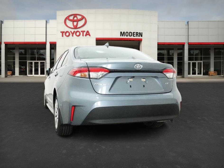 2025 Toyota Corolla LE photo 16