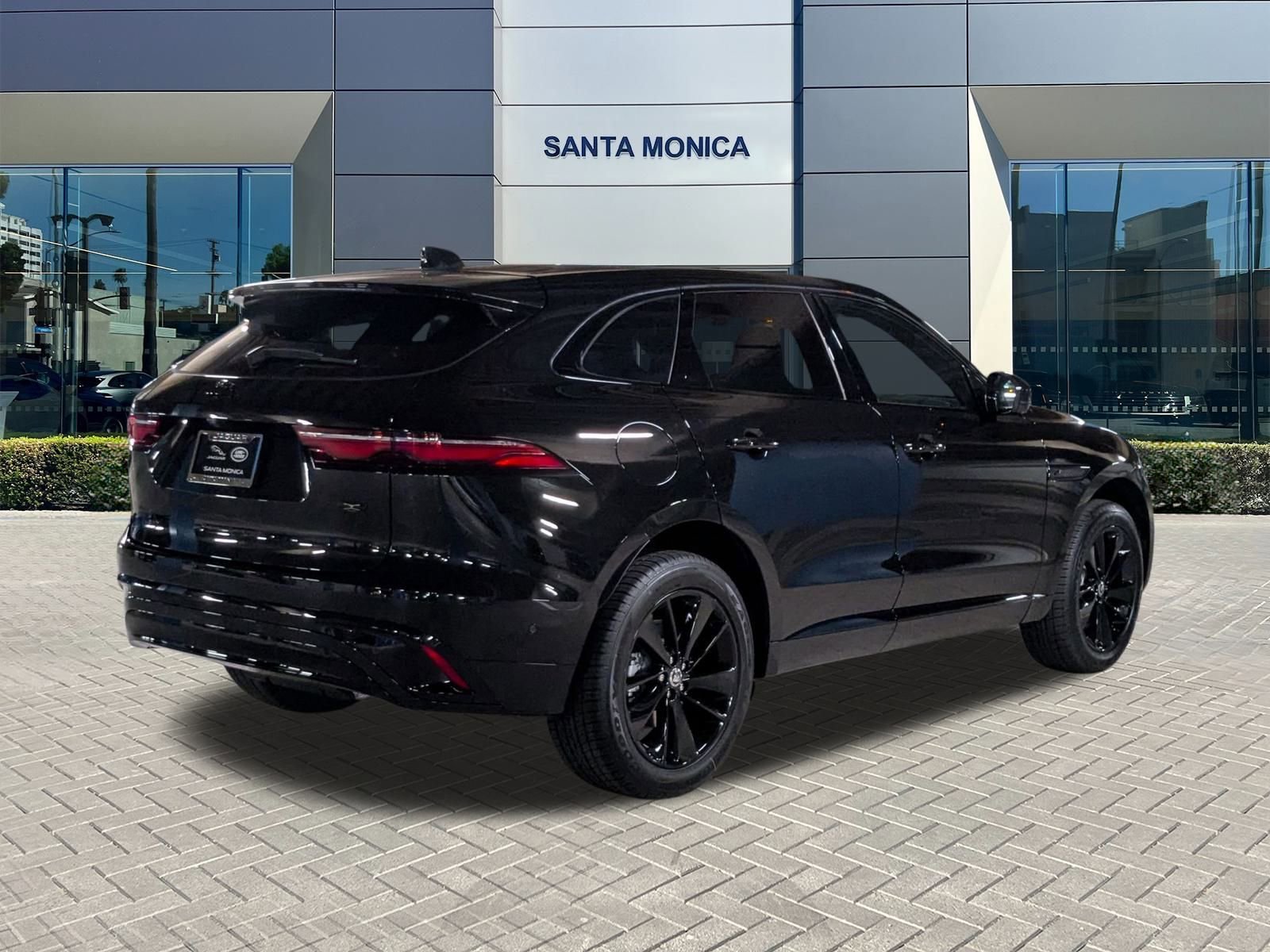 2026 Jaguar F-PACE P250 R-Dynamic S photo 2