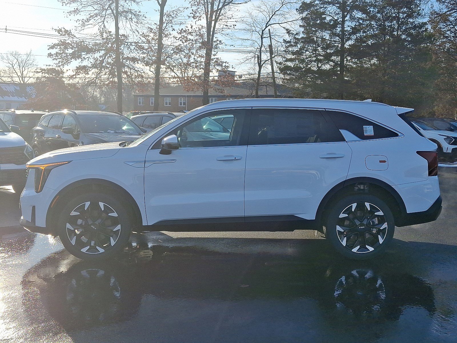 2025 Kia Sorento EX photo 4