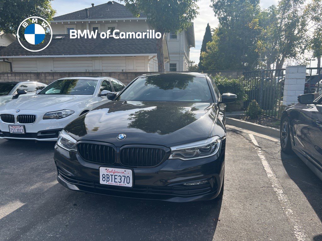2018 BMW 5 Series 530e's photo