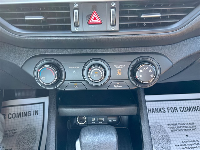 2021 Kia Forte LXS photo 24