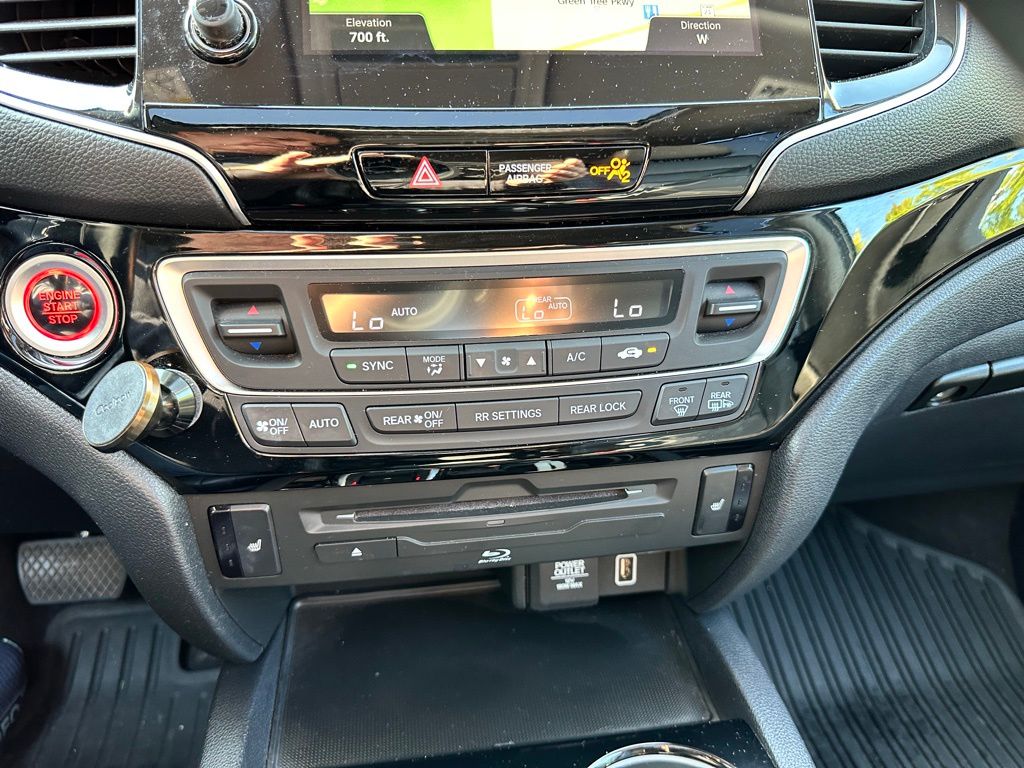 2019 Honda Pilot Touring photo 20