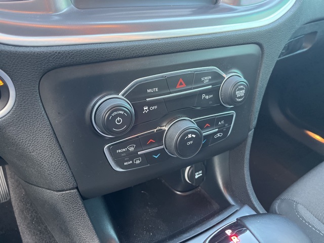 2021 Dodge Charger SXT photo 25