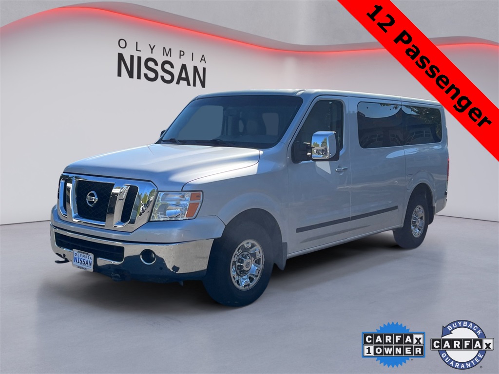 2016 Nissan NV Passenger SL's photo