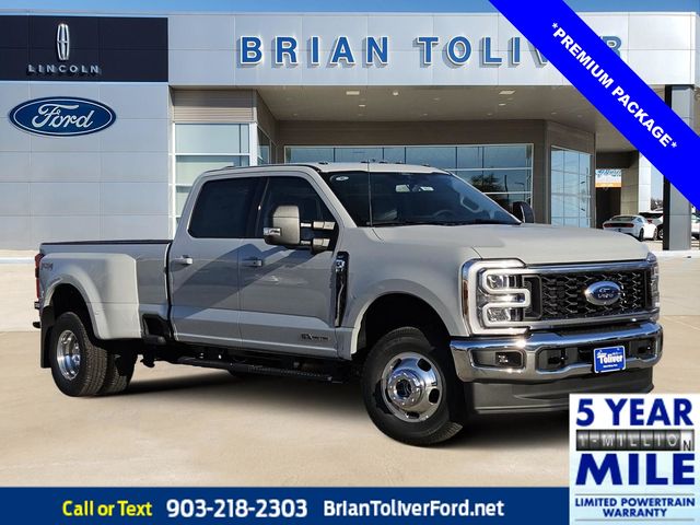 2026 Ford F-350 Super Duty XLT's photo