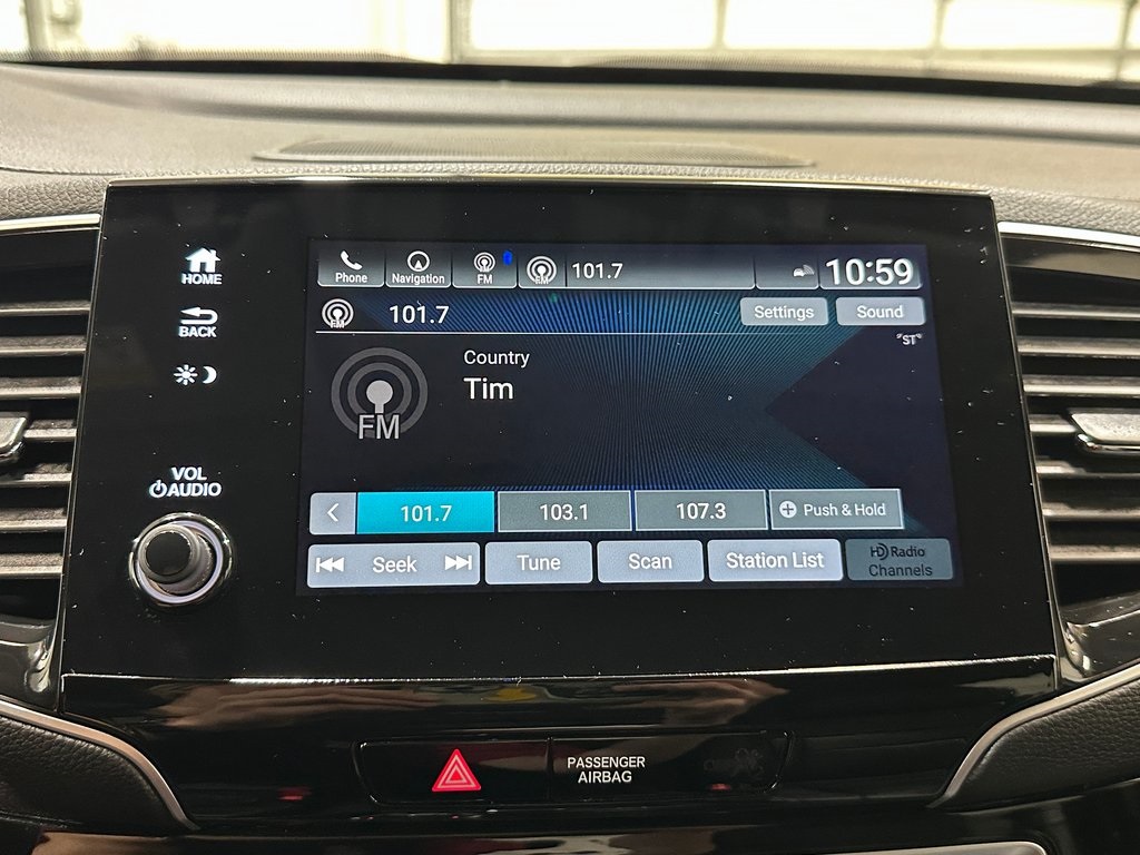 2021 Honda Pilot Touring photo 16