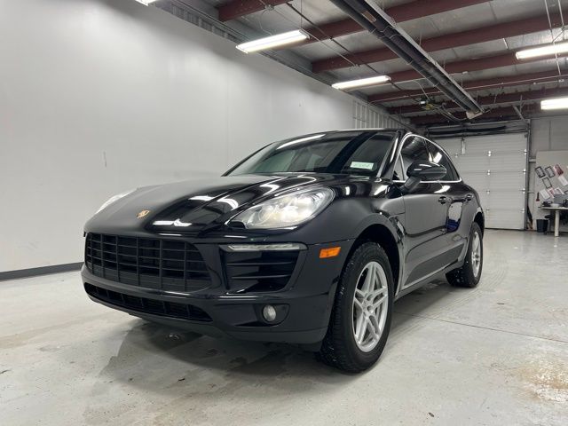 2017 Porsche Macan Base's photo