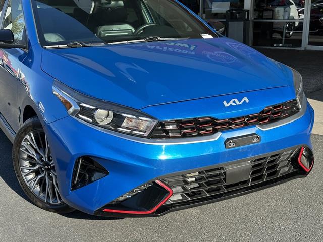 2023 Kia Forte GT-Line photo 2