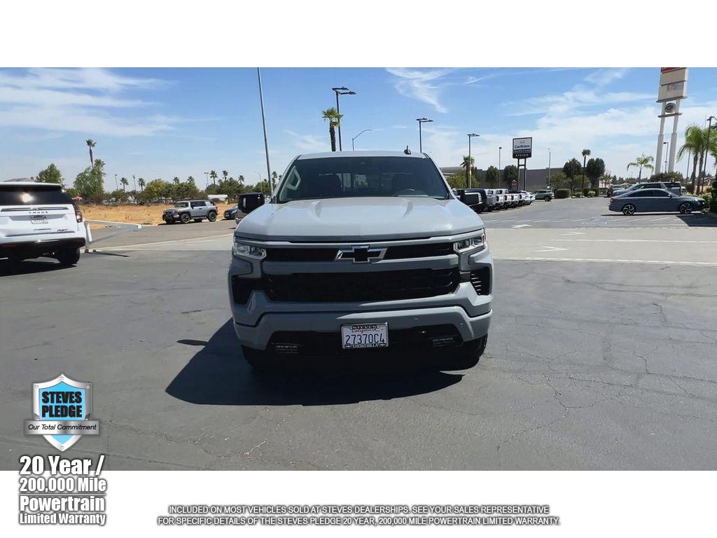 2025 Chevrolet Silverado 1500 RST photo 3