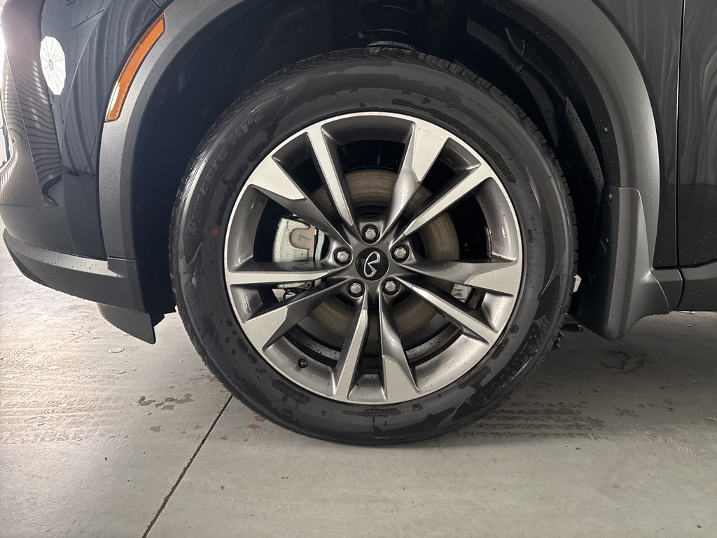 2025 Infiniti QX60 Luxe photo 5