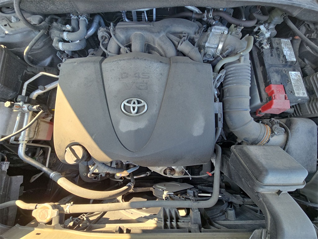 2020 Toyota Highlander XLE photo 32